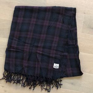 Flannel print TNA scarf